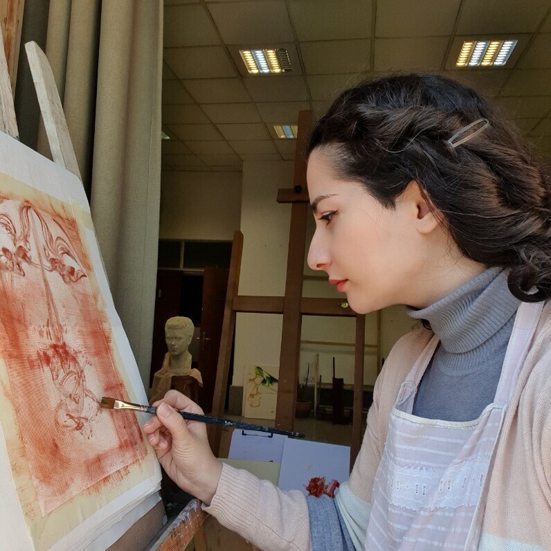 Giti Tayebi - The artist at work