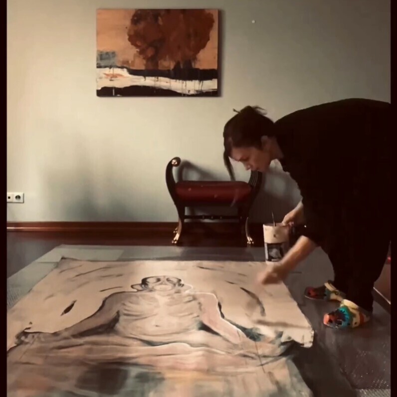 Hatice Türkeli - The artist at work