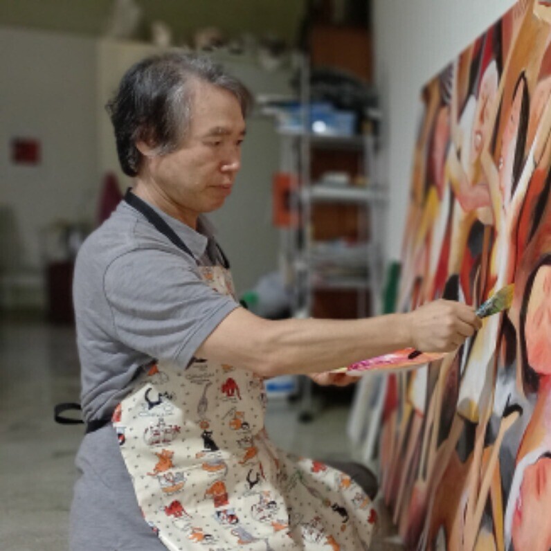 Hyun Ho Seo - The artist at work
