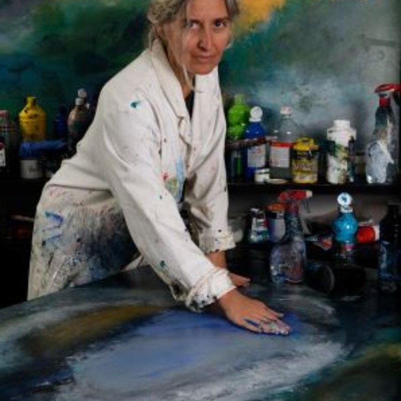 Isabelle Petit - L'artiste au travail