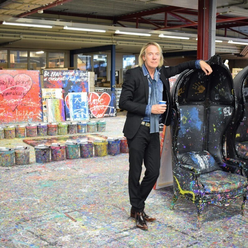 Jack Liemburg - De kunstenaar aan het werk