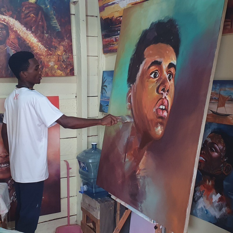 Jackson Kirisa - The artist at work