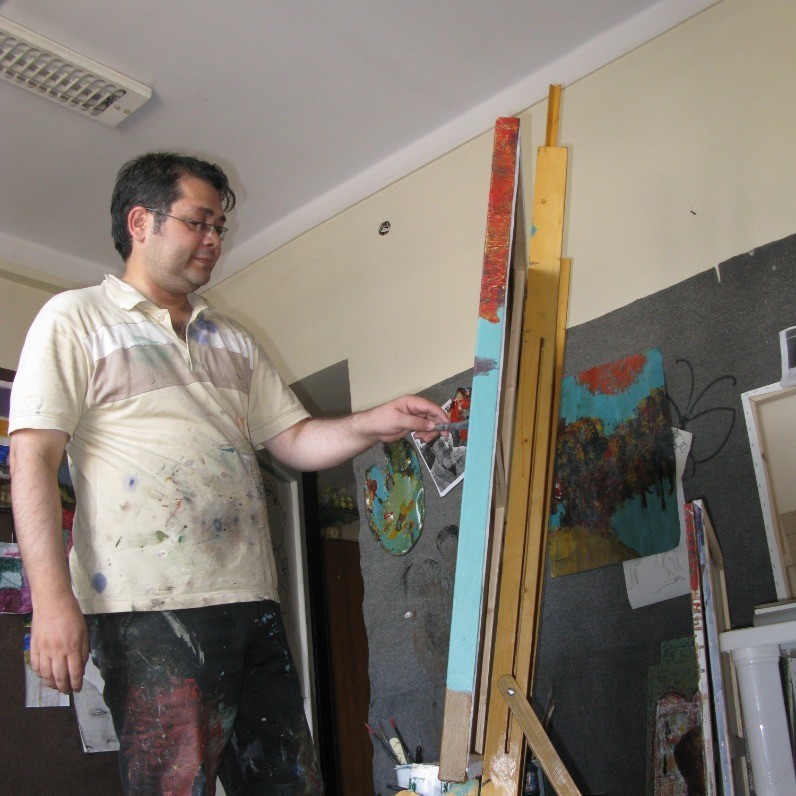 Jamaleddin Toomajnia - The artist at work