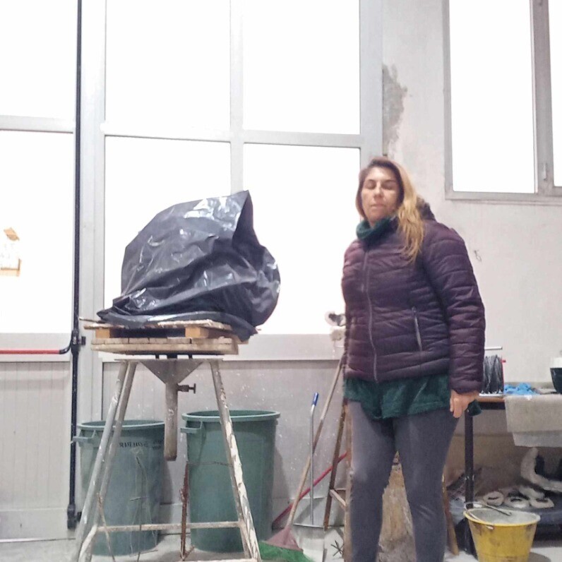 Katerina Athanasiou - Ο καλλιτέχνης στην εργασία