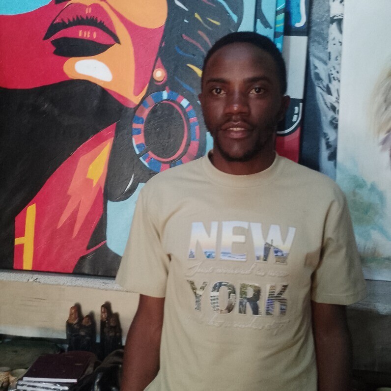 Kend - The artist at work