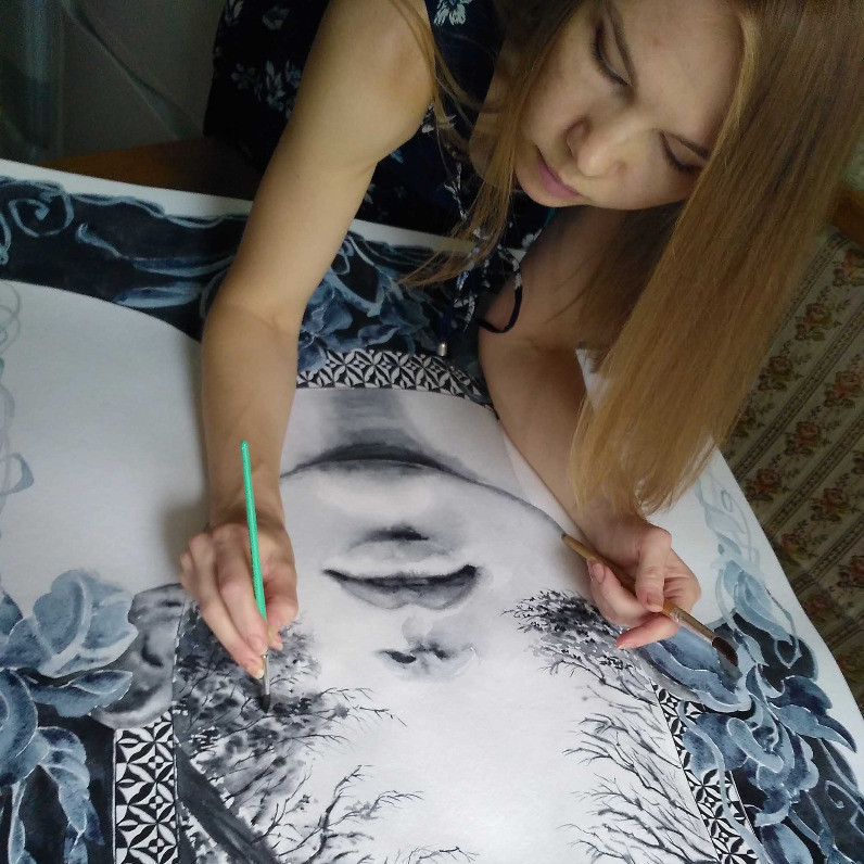Olga Larina - 艺术家在工作