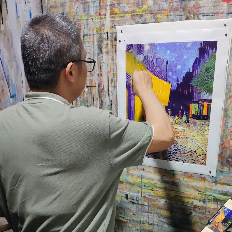 Lermay Chang - The artist at work