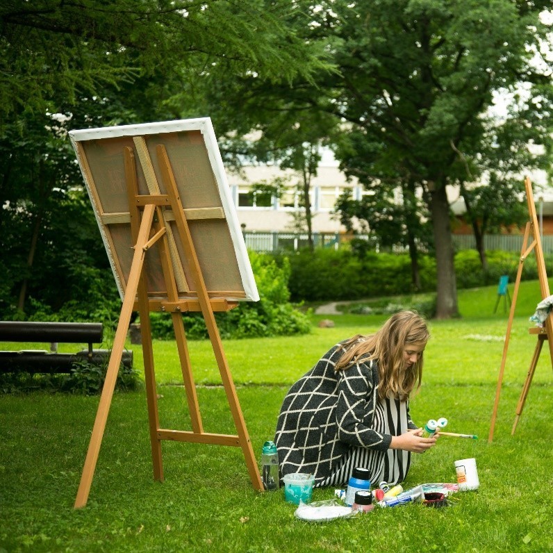 Madara Lazdiņa - The artist at work