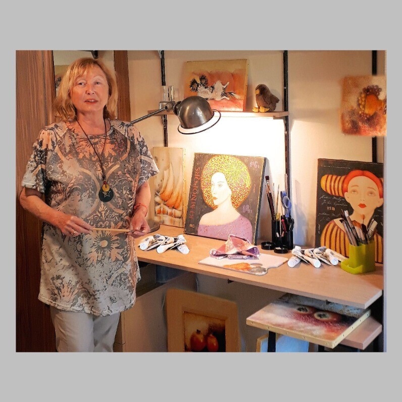 Marie Clémence Art - The artist at work