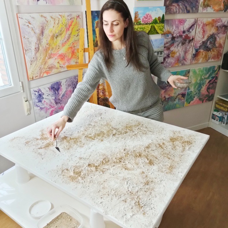 María Del Carmen Pérez - El artista trabajando