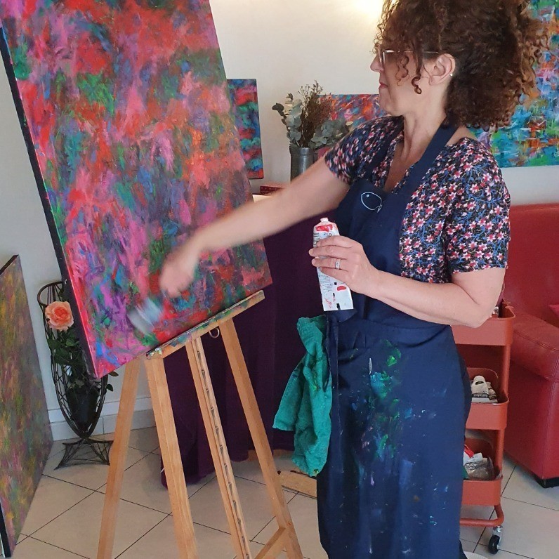 Mizem - The artist at work