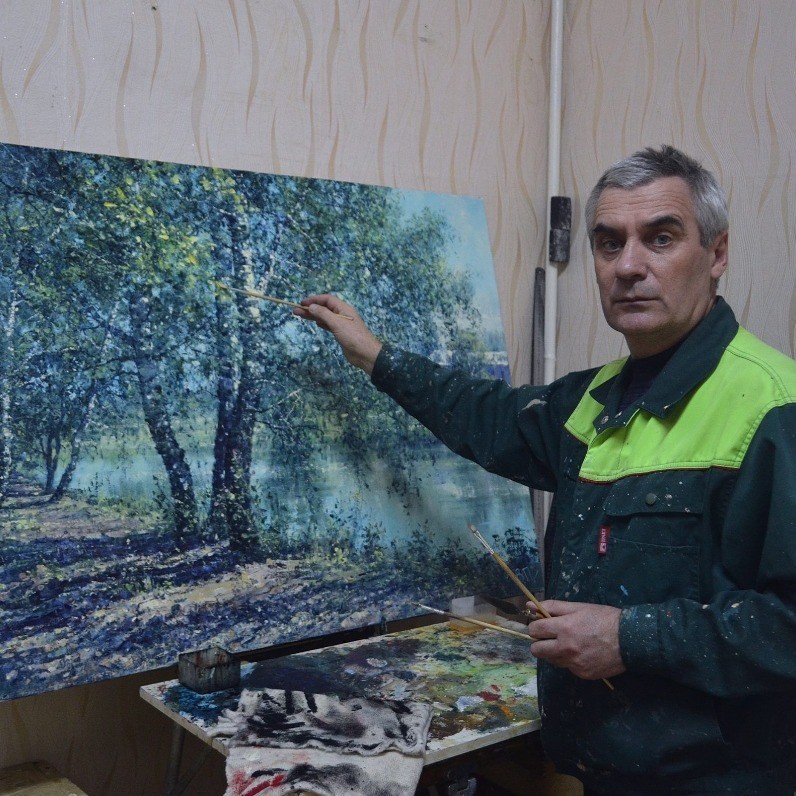 Vasiliy Polushkin - The artist at work
