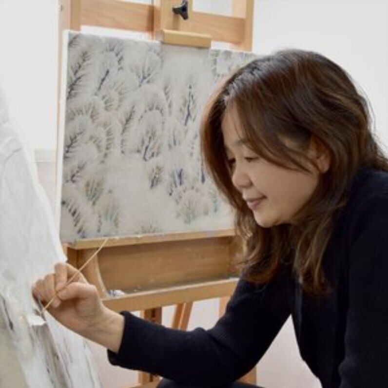 Myungsoo Yi - The artist at work