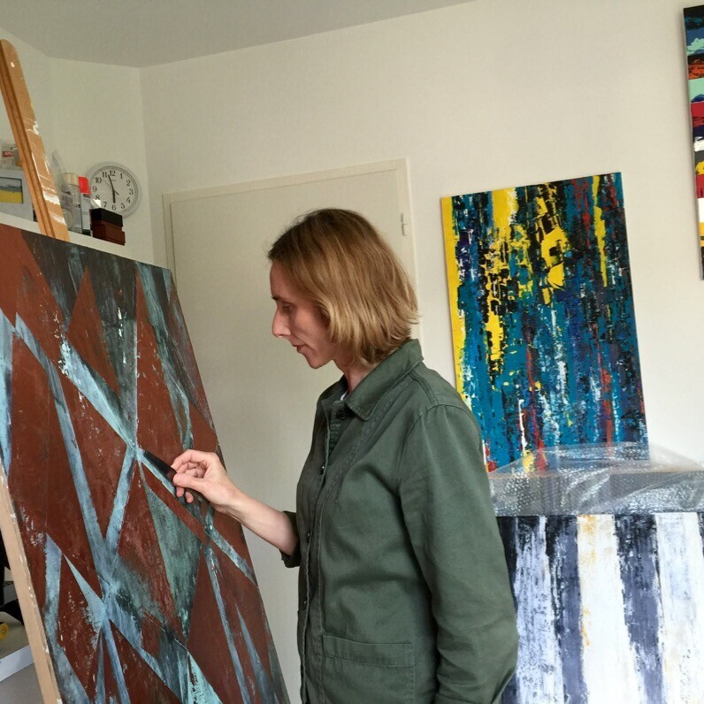 Nadine Hardy - The artist at work