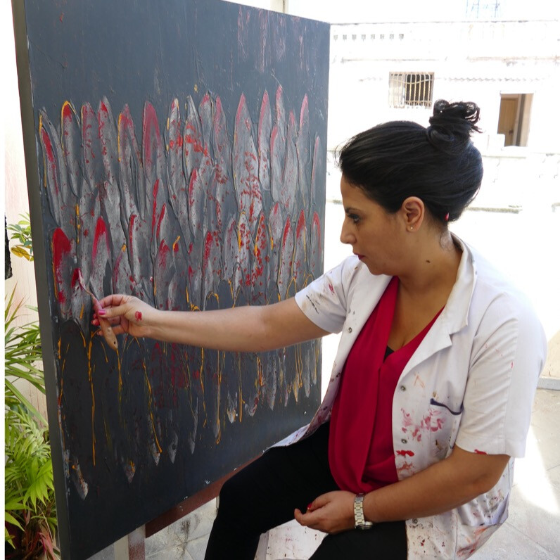 Najoua El Hitmi - L'artiste au travail