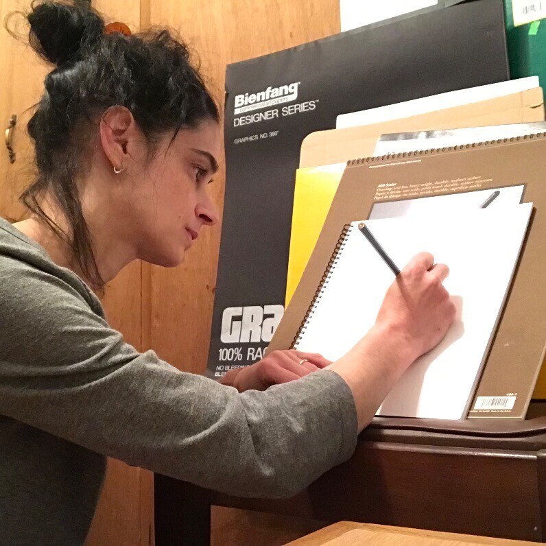 Natalie Roy (Natalie Roy) - The artist at work