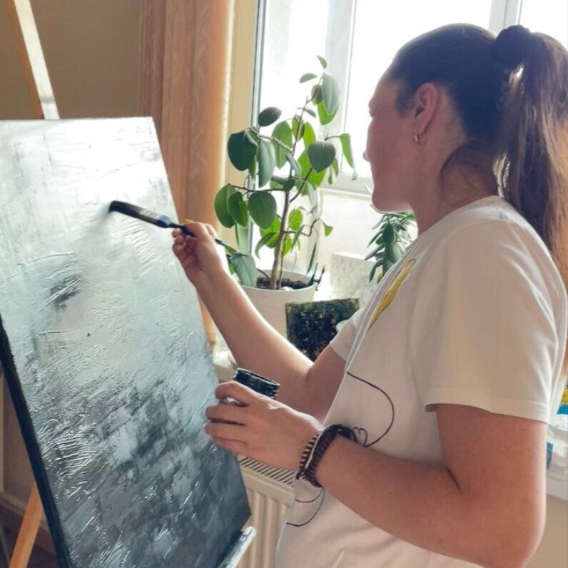 Наталья Поповцева - Художник за работой