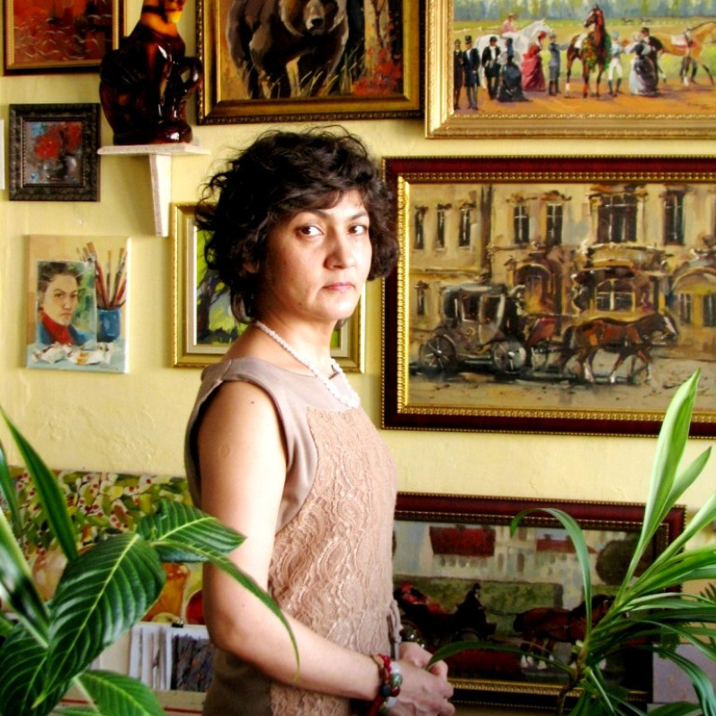 Zhanetta Nauruzova - L'artiste au travail