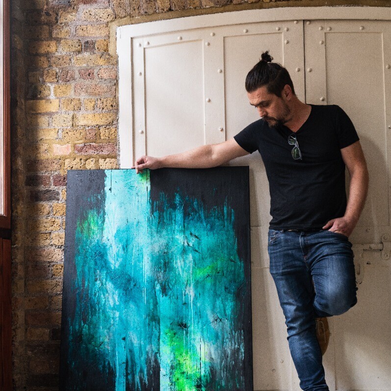 Nemanja Nikolic - The artist at work