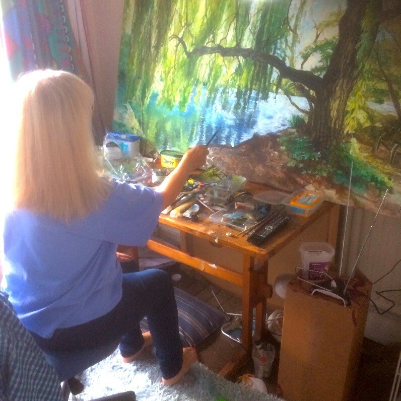 Patricia Clements Art - The artist at work