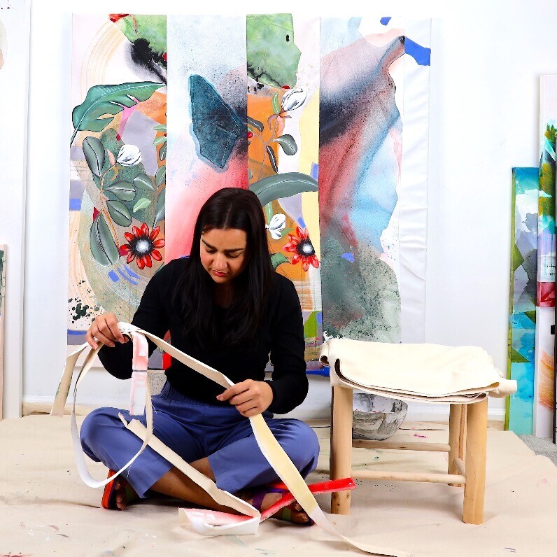 Poonam Choudhary - L'artista al lavoro