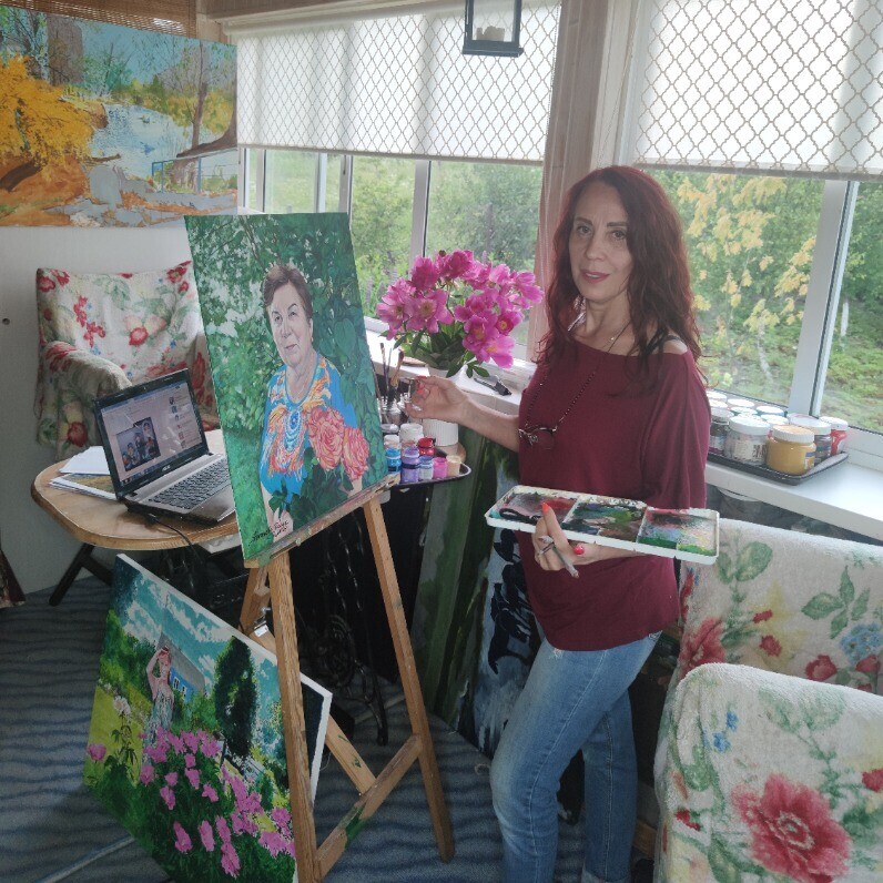 Raisa Arefieva - Художник за работой