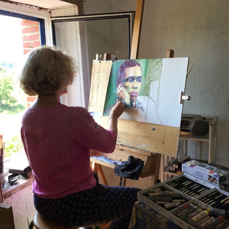 Rosemay Dahan - The artist at work