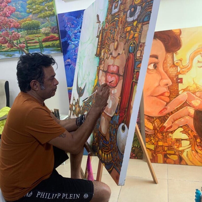 Sadiq Dubai - L'artiste au travail