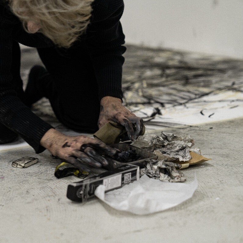 Sarah Knill-Jones - The artist at work