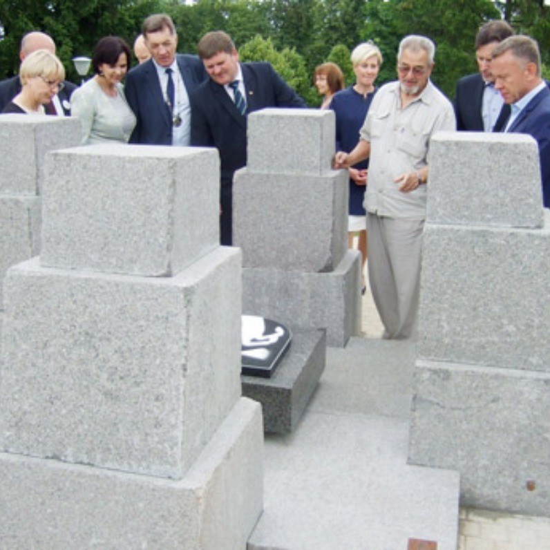 Stasys Zirgulis - Der Künstler bei der Arbeit