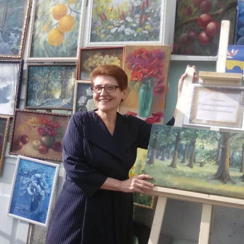 Tamara Rozinskay - The artist at work