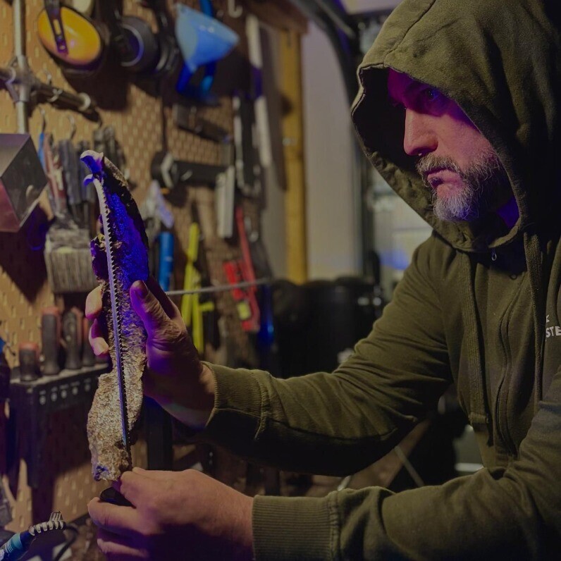 Team Cubdeal - L'artiste au travail