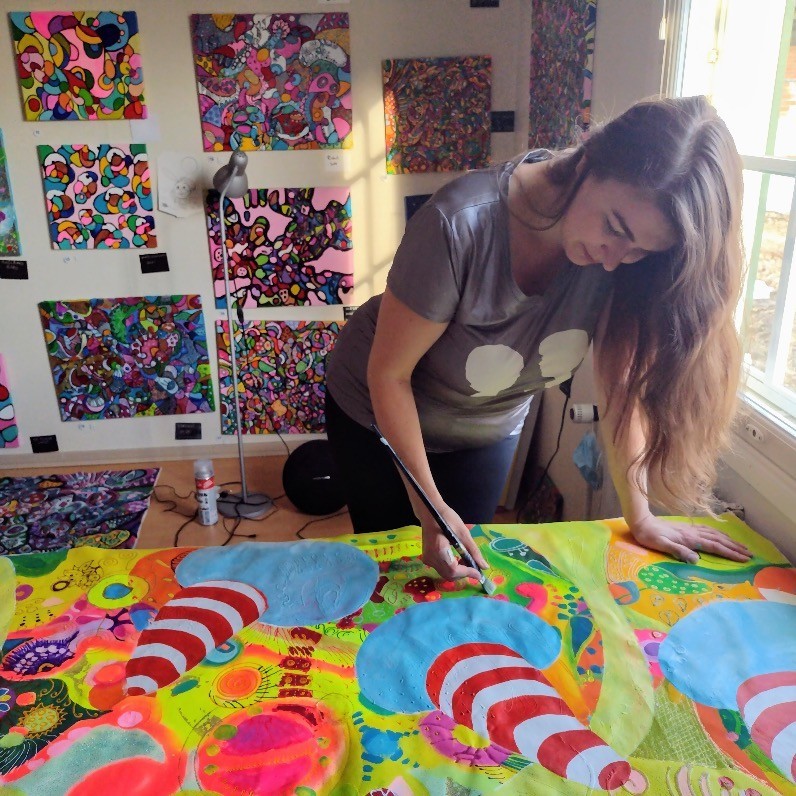 Veera Zukova - The artist at work