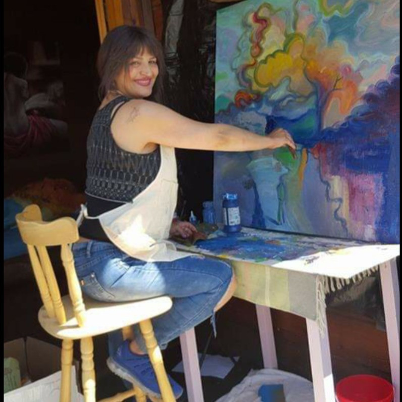 Vera Bou Tannous Farah - The artist at work