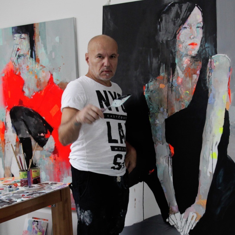 Viktor Sheleg - The artist at work