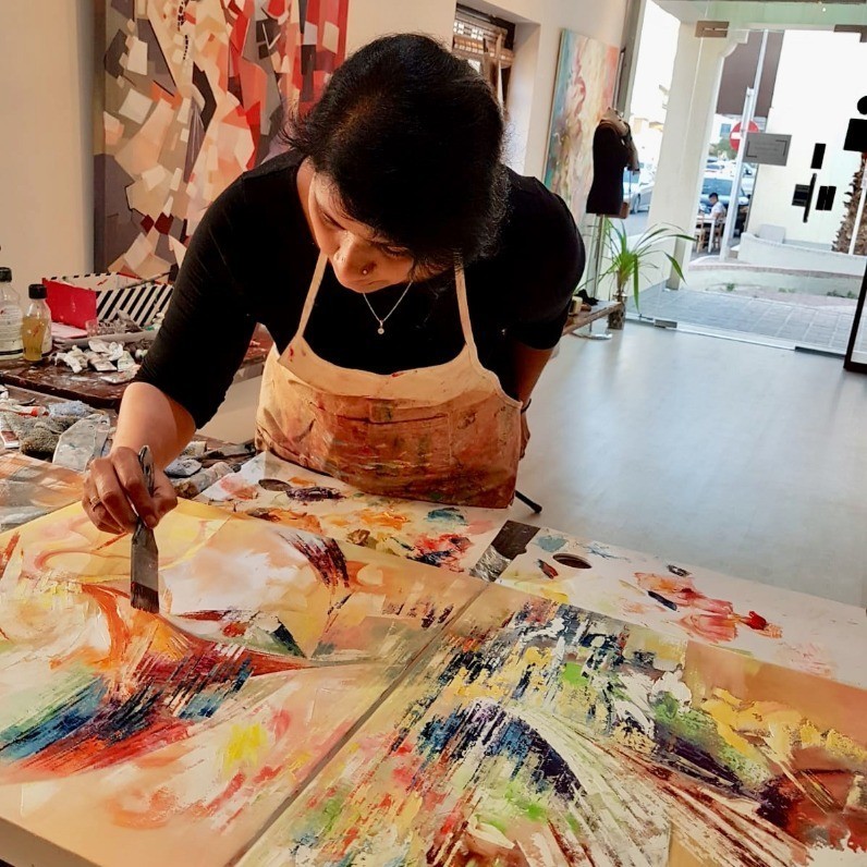 Ella Prakash - The artist at work