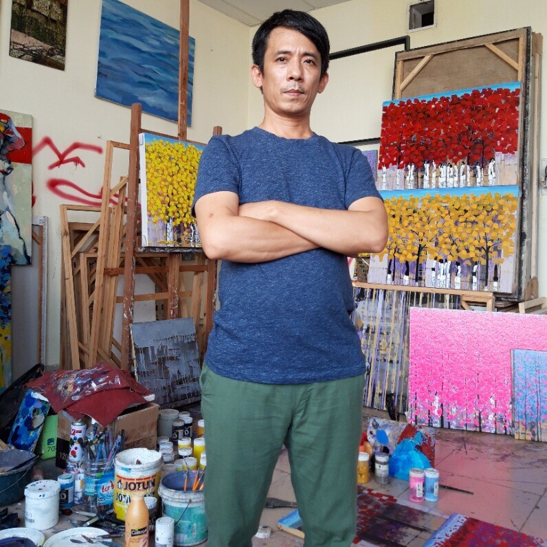 Xuan Khanh Nguyen - L'artiste au travail