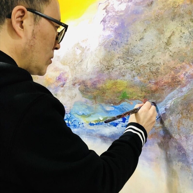 Wei Yan - The artist at work