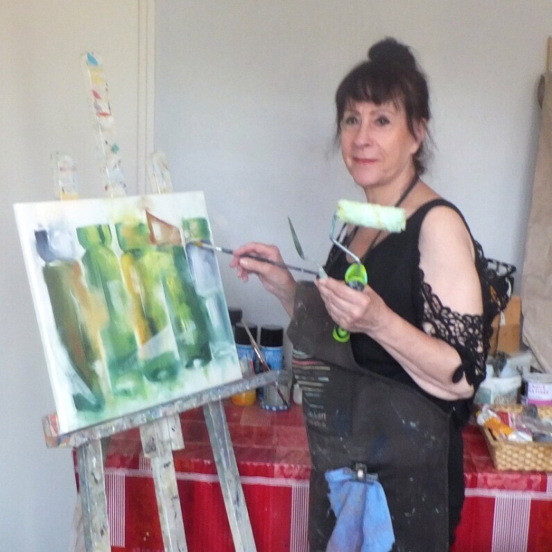 Yveline Javer - The artist at work
