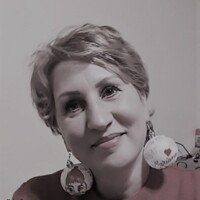 Mariana Oros Profile Picture