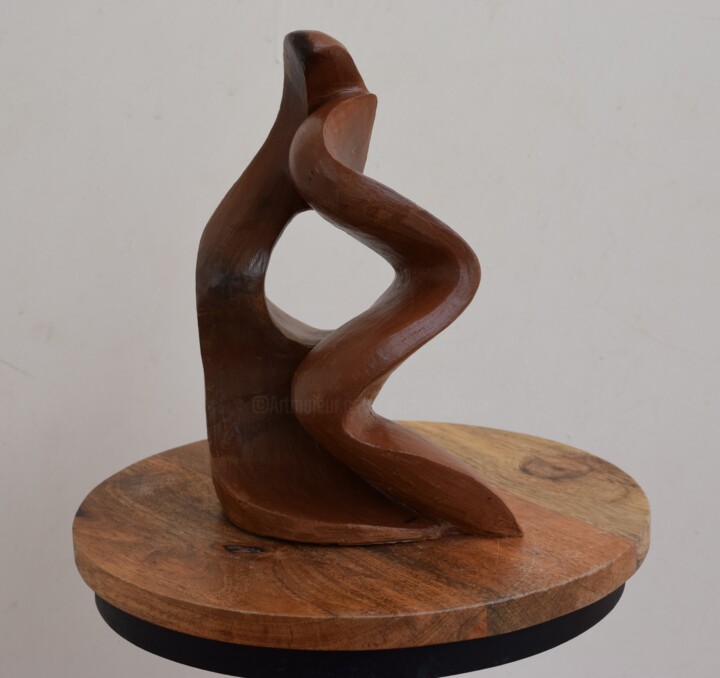 Sculpture titled "Wave of Togetherness" by Aarti Gupta Bhadauria, Original Artwork, Terra cotta