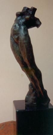 Sculpture intitulée "Piernas largas" par Carlos Aguilar, Œuvre d'art originale