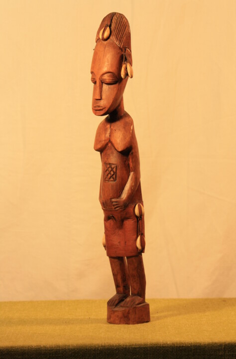 Skulptur mit dem Titel "La femme de Côte d'…" von Abdellouahab Selka, Original-Kunstwerk, Holz