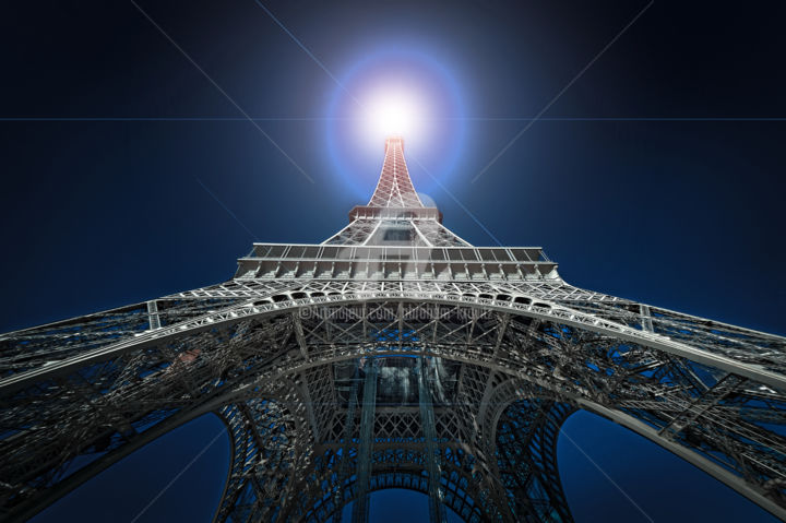 Fotografia zatytułowany „The-Eiffel-Tower-Gl…” autorstwa Abraham Kravitz, Oryginalna praca, Fotografia cyfrowa