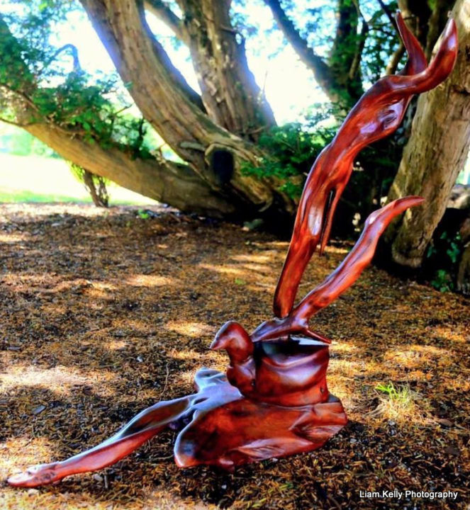 Escultura intitulada "Children of Lir" por Achill Bogwood Sculptures Liam Kelly, Obras de arte originais, Madeira