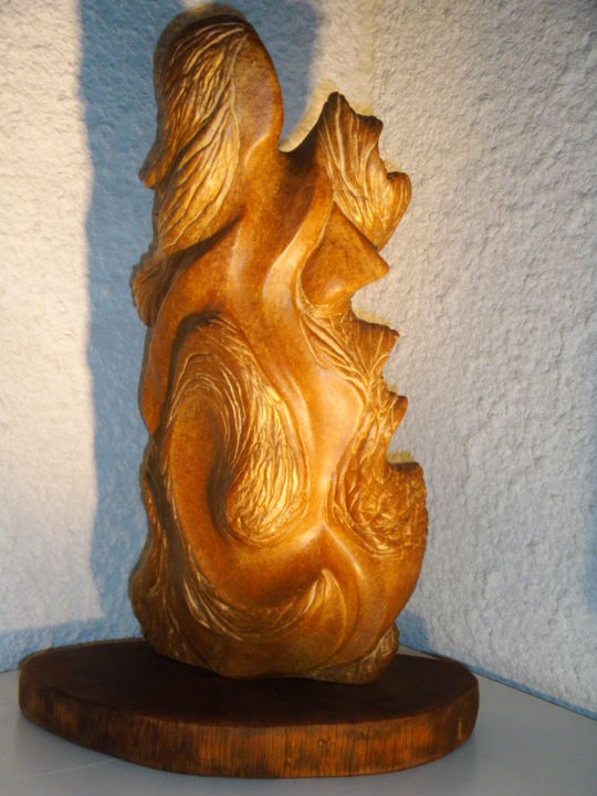 Sculpture titled "Ondoyante" by Antoinette Deley, Original Artwork, Stone