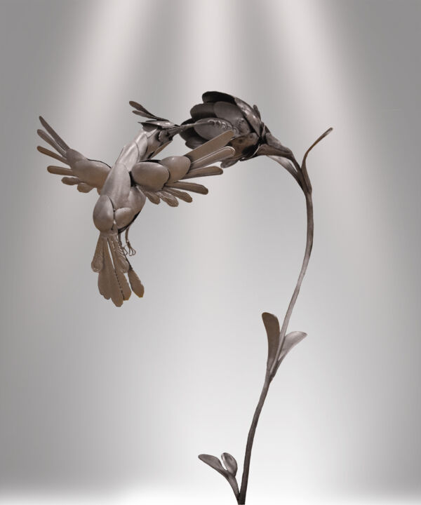 Scultura intitolato "Le colibri (ou de l…" da Adda Merzougui, Opera d'arte originale, Metalli