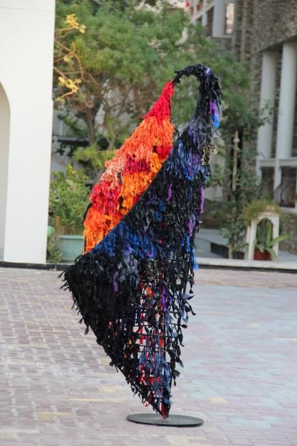 Sculpture intitulée "My Abaya or My Cloak" par Adel Al-Abbasi, Œuvre d'art originale
