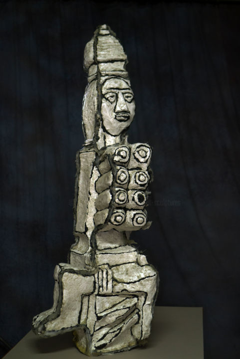 「Venus von Pöllau」というタイトルの彫刻 Adrian Uncrutによって, オリジナルのアートワーク, プラスチック