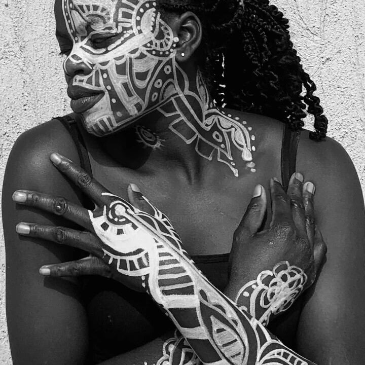 Fotografie getiteld "My Muse" door Agaba Agabaidu Favour Uloko, Origineel Kunstwerk, Digitale fotografie